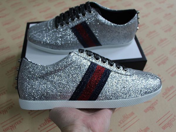 

Блеск Дизайнерская Обувь серебро Высочайшее Качество Красный туз Вышитые Мужчин