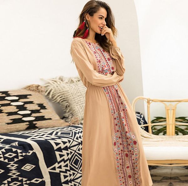 

factory sell well fashion large pendulum type long sleeves splicing women's wear 2019 new printing waist collection long sleeves dress, Black;gray