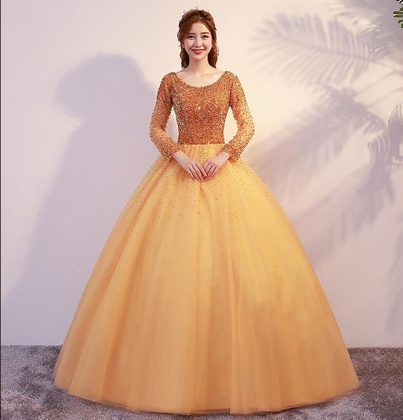 Gold Ballkleid Prinzessin Bescheidene Ballkleider mit langen Ärmeln, Perlen verziertes Oberteil, Schnürung am Rücken, bodenlange Mädchen Bescheidene Partykleider Individuell