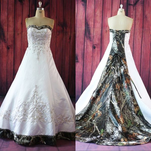 Klassische Stickerei Camo Hochzeitskleid Kleider Ein Linie Schatz Satin Corset Back Paillon Perlen Brautkleider Court Court Train echter PO262N