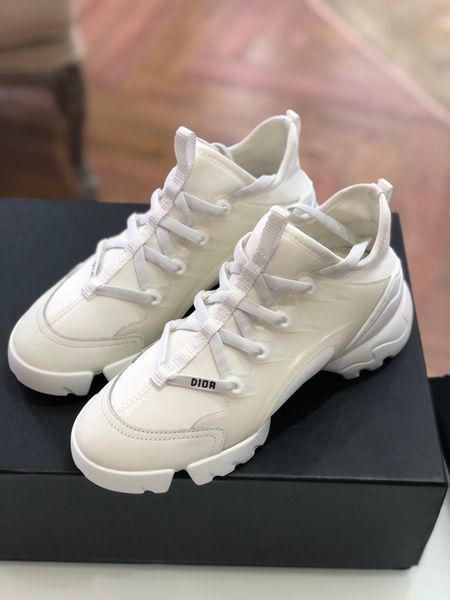 

2020 latest four seasons fashion luxury leisure sports wild travel work shoes jogging shoes express mail, Black