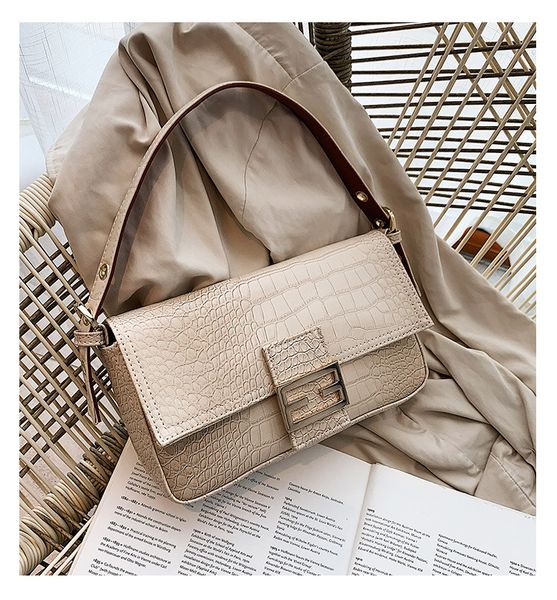 

2020 ladies' high-quality shoulder bag retro underarm bag women baguette classic brand lock wild shoulder designer handbags drop shippi