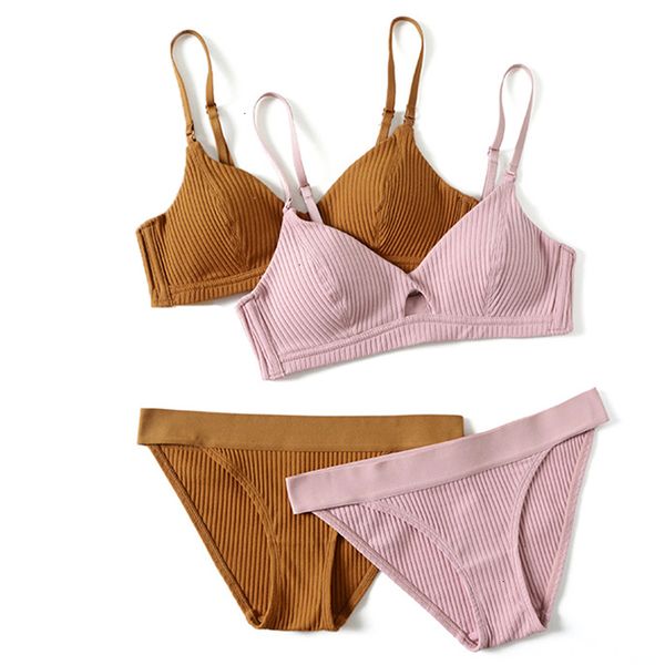 

2019 solid high end brand romantic temptation bra set women fashion stripes underwear set push up bra and panties set, Red;black