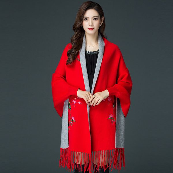 

loose mid-length woolen embroidery shawl female 2019 thick winter new fashion trend long-sleeved woolen coat comfortable print, White