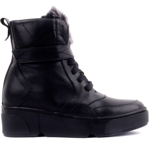 

iloz-black leather inside furry women boots