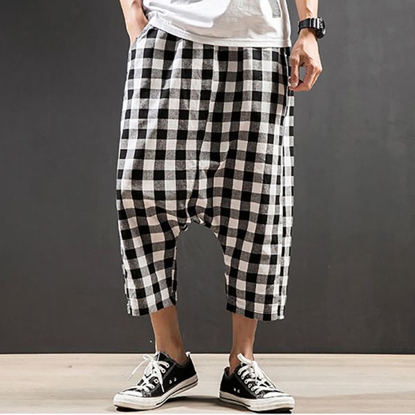 

2018 summer new men's lightweight black and white plaid calf-length cotton harem pants loose casual big crotch fashion sale