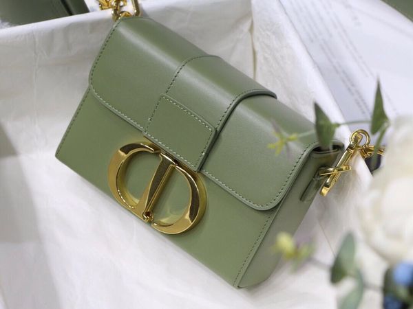 

classic lady's handbag 7a high-end custom quality handbag fashion business casual style metal accessories with long shoulder strap