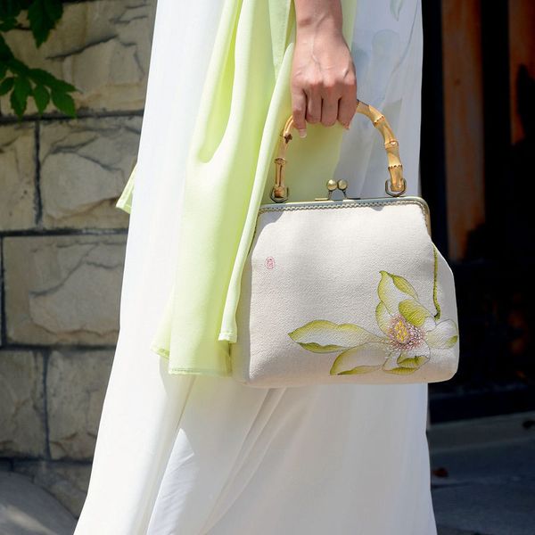 

2020 new retro chinese style hand-painted bag handbag with bamboo handle cotton and linen female bag