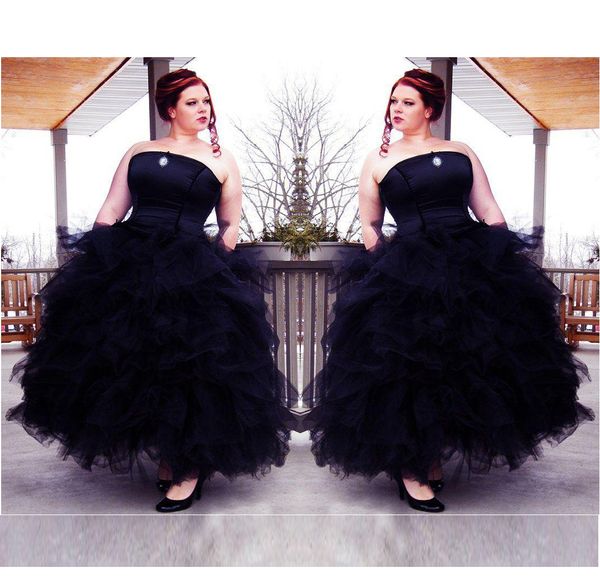 

gothic black plus size strapless tiered skirt ruffles tulle ball gown floor length bridal gowns custom made sd3378