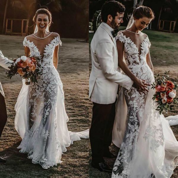 

2020 overskirt wedding dresses with detachable train appliqued beaded neck cap sleeve country wedding gowns robe de mariee, White