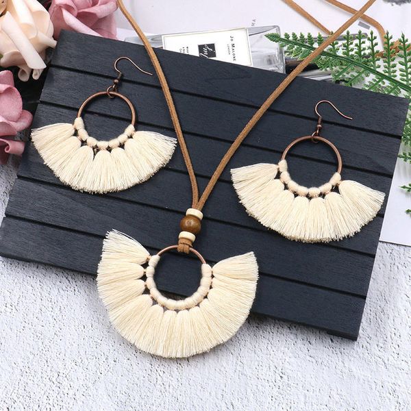 

wholesale-fashion vision trendy boho tassel necklace and earrings fan shape necklaces earring jewelry sets model no. ne937, Silver