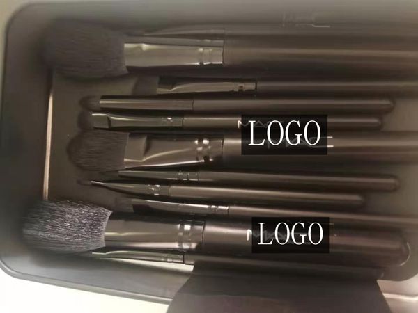 

Фирменная Mac макияж инструменты профессиональный макияж кисти 12 шт набор порошок