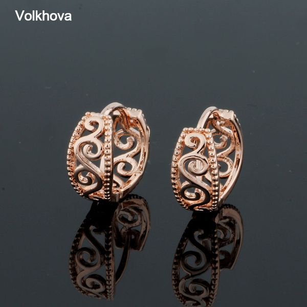

circular vintage pattern hollowed-out earrings designed in 585 rose gold for stylish and glamorous ladies' earrings party, Golden;silver
