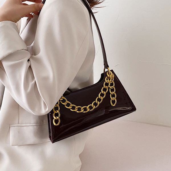 

2020 included in the western style document bags shoulder bag