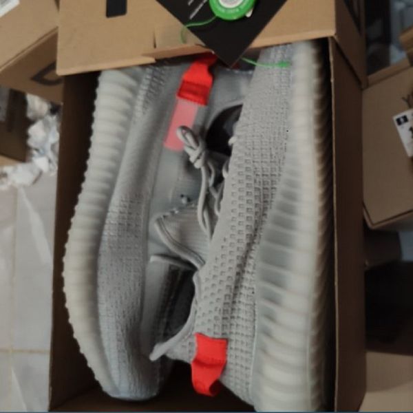 

2020 white sneakers kanye west women mens running shoes sulfur eliada abez translucent yecher asriel israfil cinder trainers size 13