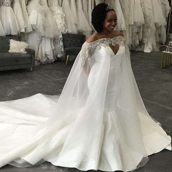 Abiti da sposa taglie forti africane con giacca / stole Raso Perline Paillettes Abito da sposa a sirena Indietro Zipepr lungo treno vestido de novia