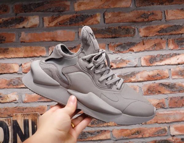 

latest style fashion luxury casual sports spring and autumn models soft shoes wear-resistant running shoes basketball men and women flat sho, Black