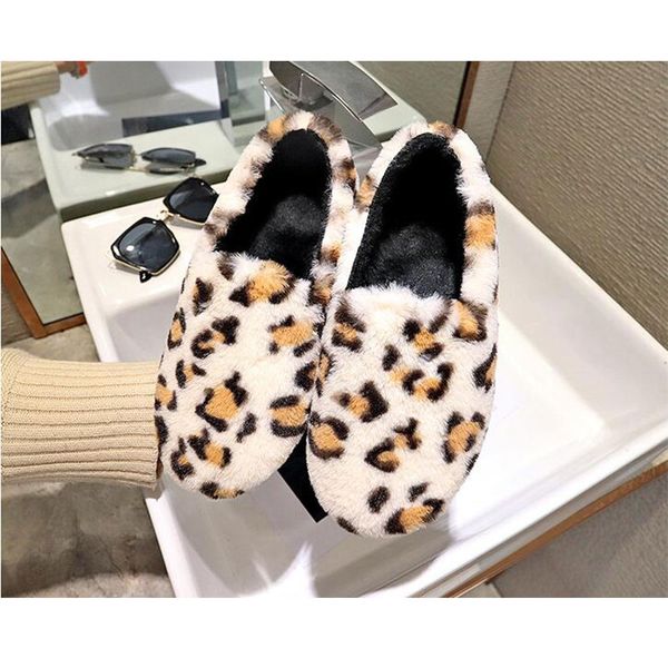 

ale 2020 casual lazy fur shoes women's low round head flat leopard plus velvet cotton shoes winter home wear size 35-40, Black