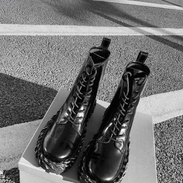 

2019 platform shoes fashion sandal men/ women martin genuine leather boots black designer ing