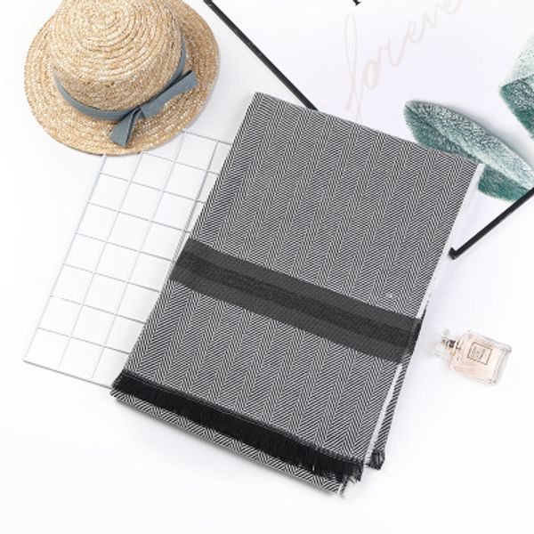 

зима имиаи каемиѬ аѬ женкий коѬейкий олй еплй понкий плаок баѬ, Blue;gray