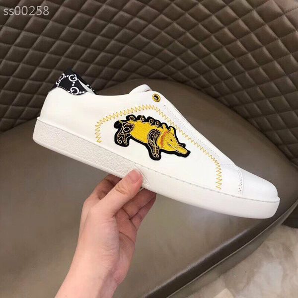 

men fashion casual shoes low cut all white colour casual sneakers walking hiking shoes light casual shoes us 6- type2, Black