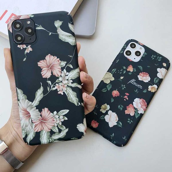 Pink watercolor vintage flowers pattern iphone 11 case Pink watercolor vintage flowers pattern iphone 11 case