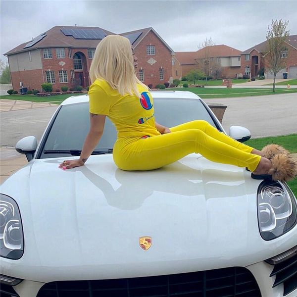 

женин champion пѬин-дизайнеѬ из двђ аей одежд ление бѬендове ком ђбо, White