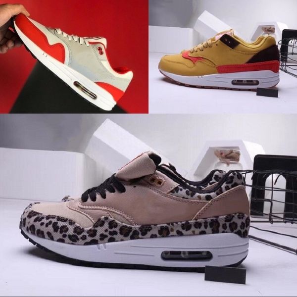 

1 4 th of july man designer running shoes white midnight navy neutral grey usa flag independence day fashion sneakers with box