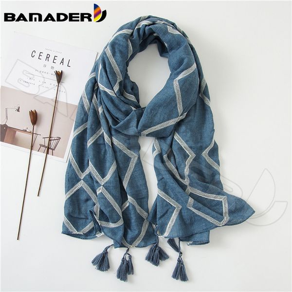 

bamader woman cotton scarf fashion plaid warm blanket scarf tassel shawl wrinkle hijab woman accessories, Blue;gray