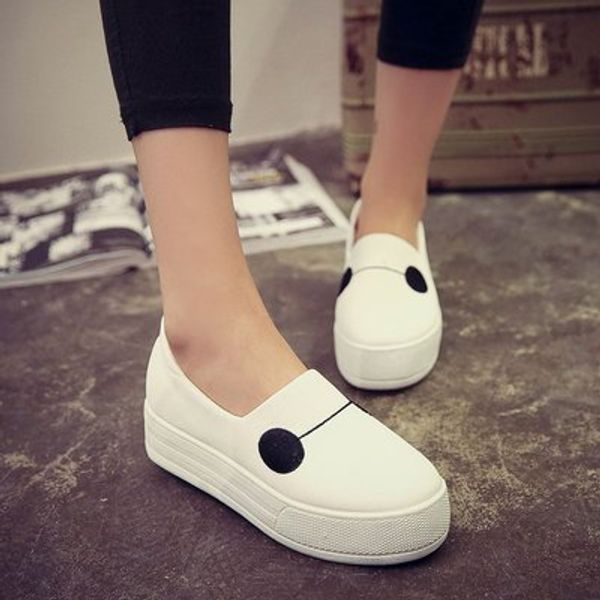 

2019 new korean version of a pedal embroidered lazy thick-soled platform canvas shoes women, Black