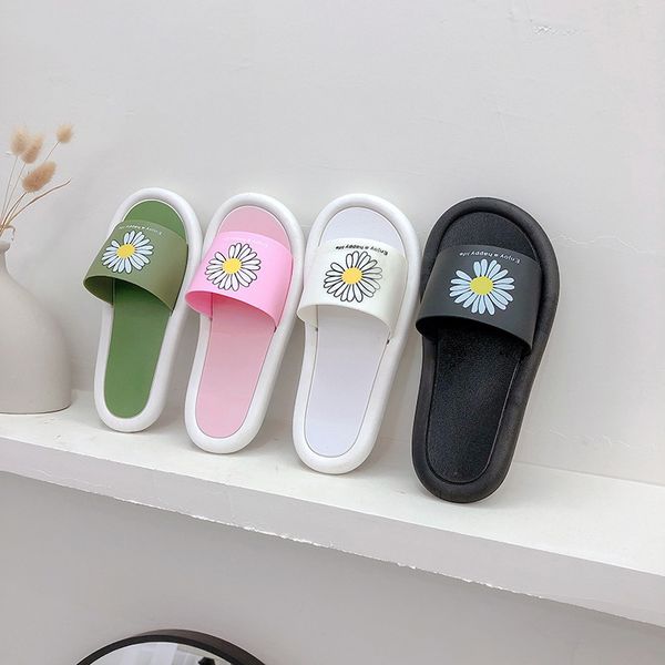 

hkxn slippers women summer 2020 new small daisy soft bottom personality non-slip korean fashion seaside beach shoes y2, Black