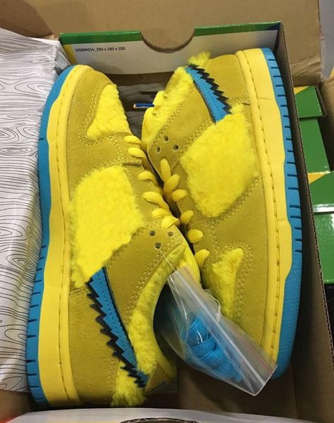 

grateful dead x sb dunk low yellow green orange bear running shoes spark soar bright ceramic opti blue fury sport sneakers