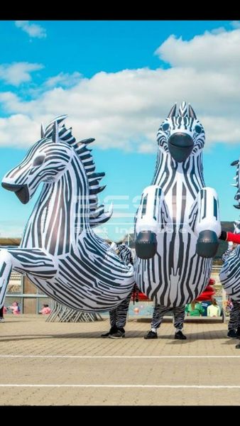 

selling outdoor decoration inflatable walking horse costume/inflatable horse puppet for parade/white inflatable horses