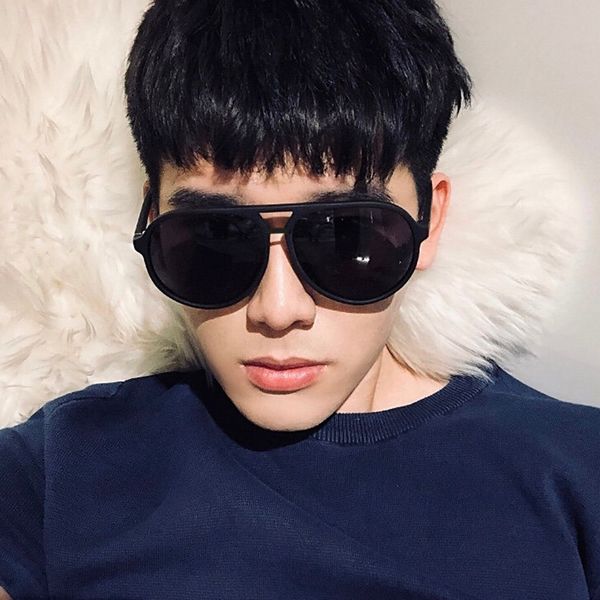 

pilot-mens polarized sunglasses korean-style big round box frog mirror was a small face uv-protection driving sunglasses, White;black