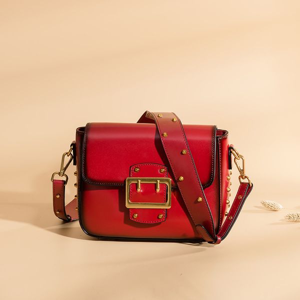 

лето 2020 chao коровьей rivet малый fang сумка досуг joker одного плеча перекинул 3067