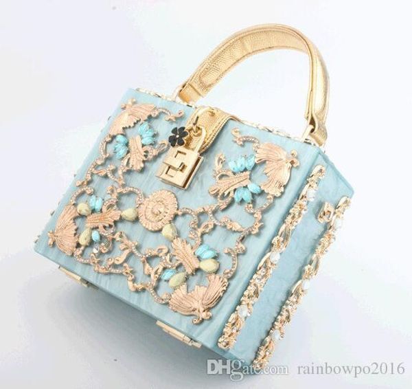 

factorys own brand handbags acrylic diamond handbags fashion alloy carved portable hard pack elegant diamond evening bag