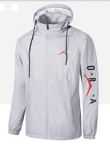 

2019 sports windbreaker hooded jacket printing fashion casual windbreaker thin sunscreen clothing running fitness windbreaker, Black;brown