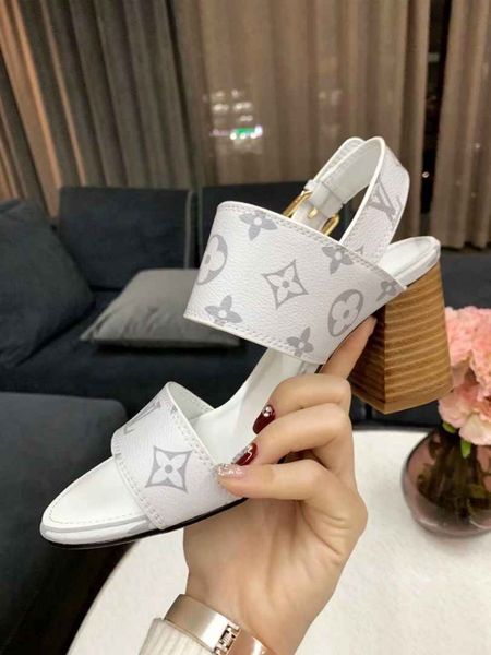 

2019 Summer New Fashion Elegant Women's Sandals genuine leather casual Shoes comfortable