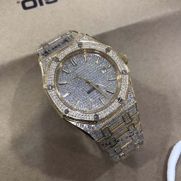 

вокое каево, Ѭоконе и благоѬодне мђжкие а, авомаиекие а, Ѭозо, Slivery;brown