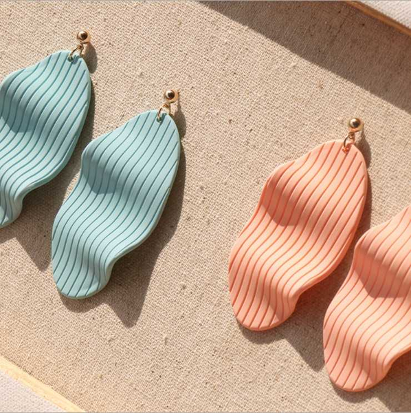 

fflacell new ins exaggerated clay sculpture morandi 3d bending drop earrings acrylic earrings for women pendientes gifts, Silver