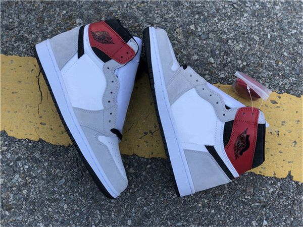

new authentic 1 high og light smoke grey 1s white black varsity red mens basketball shoes outdoor sneakers with original box
