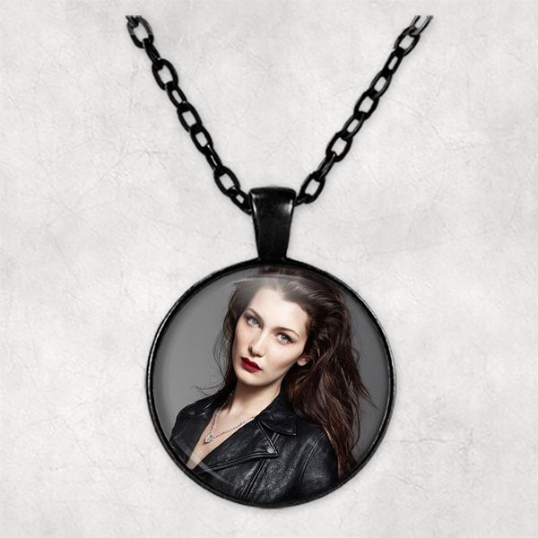 

bella hadid personalised p necklace picture jewelry necklaces pendants circle p locket memorial p gift, Silver