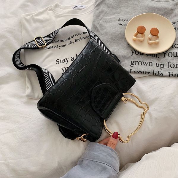 

2019 factory wholesale 2019 new handbag cross pattern pu leather shell chain bag shoulder messenger bag fashionista daidai/8