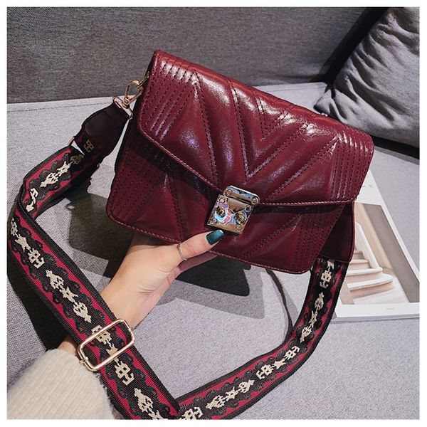 

new style clutch lock messenger small stripes bags leather women clutch wide strap bags famous daidai /12