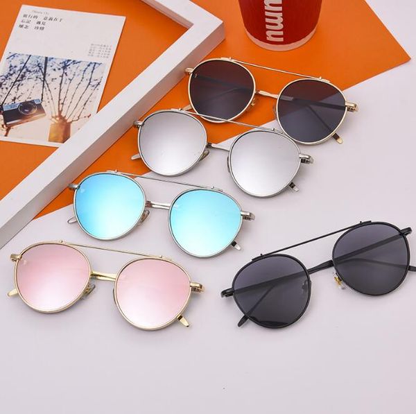 

2019 новинка классические солнцезащитные очки с полной оправой овальные элегантные солнцезащитные очки с объективом uv400 с бесплатной короб, White;black