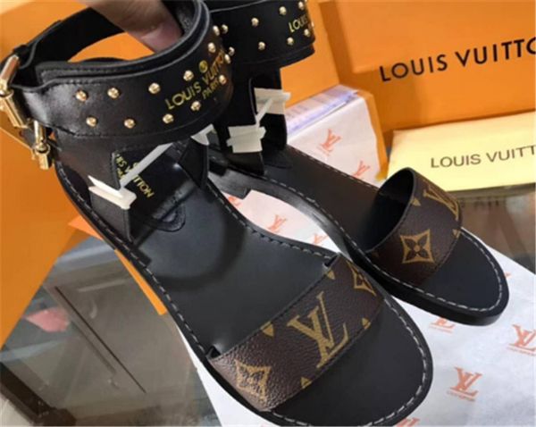 

Luxury women print leather andal triking gladiator tyle de igner leather out ole perfect flat canva plain andal ize35 42