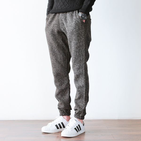 chandal gris hombre