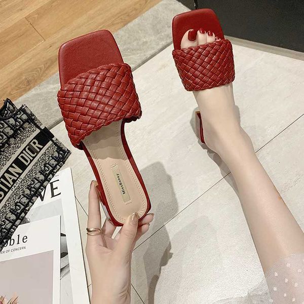 

pu кожа weave низкий каблук тапочки женщины open toe слайды летний multicolor площади toe тапочки женщины открытый повседневный слайды 2020, Black
