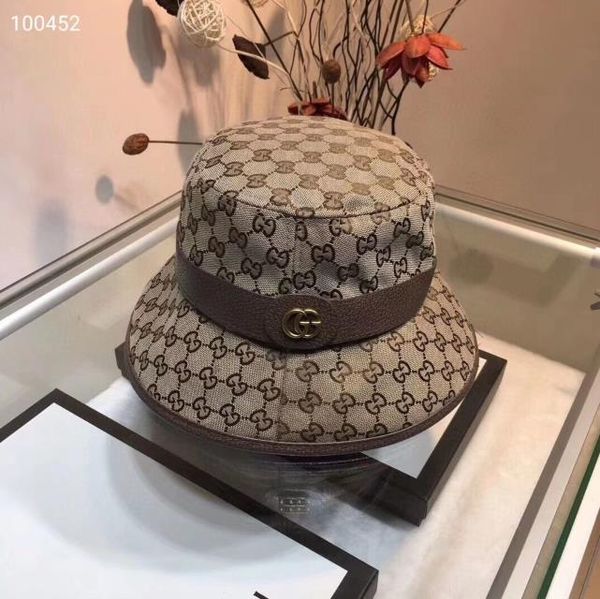 

2020 spring and autumn french hat brand luxury men and women fashion hats to send, Blue;gray