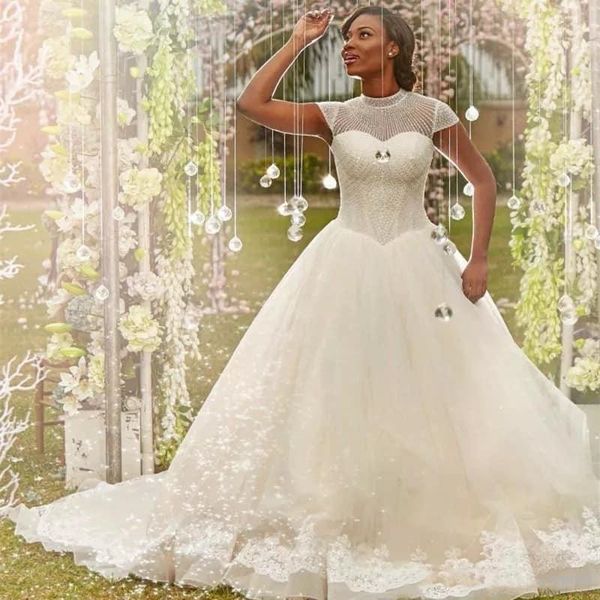 

бальное платье высокого шеи с коротким рукавом плюс размер princess beach wedding dresse бисером дешевые свадебные платья элегантный тюль св, White